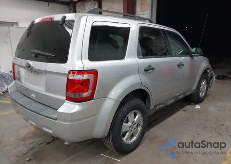 2011 Ford Escape Xlt из США, поврежденный, VIN 1FMCU0DG8BKA69112